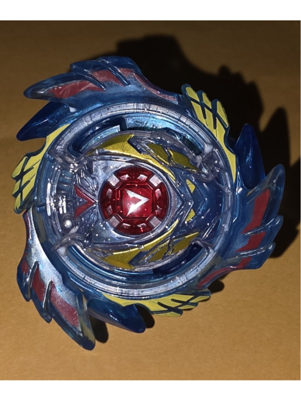 Beyblade Burst Evolution 'Winning Valkyrie 12 Volcanic' (B-104)